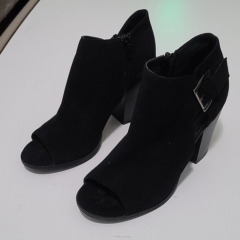 Black swede block heel